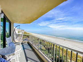 Oceanfront Modern Condo w 8 Water Features